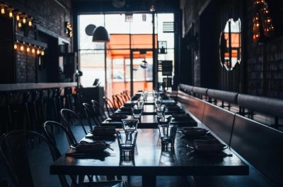 Faux plafond pour un restaurant